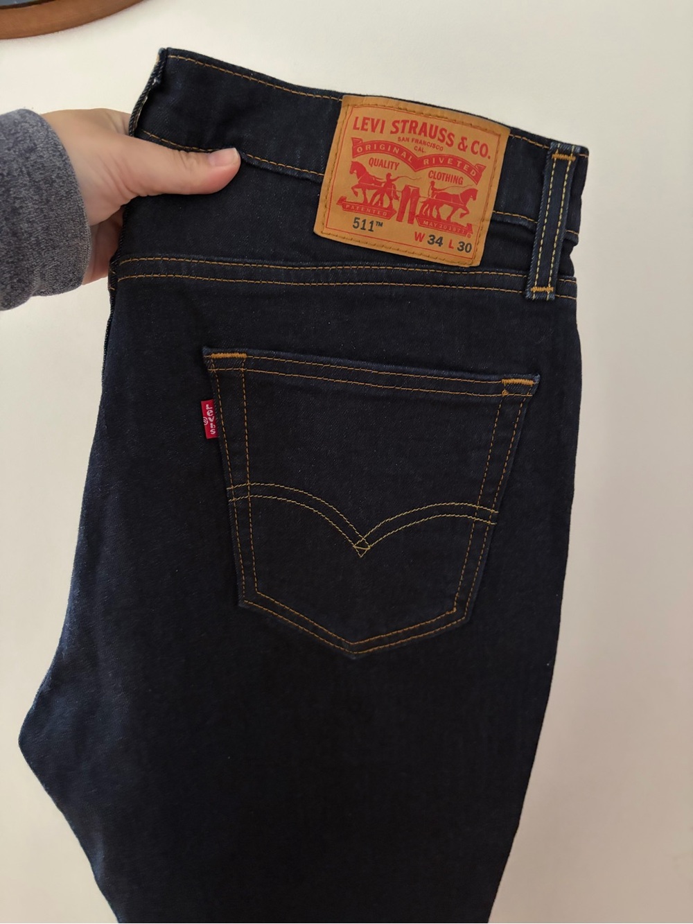 Levi's | 511 Slim Fit Jeans - Dark Indigo Wash | Size 34x30 | EUC